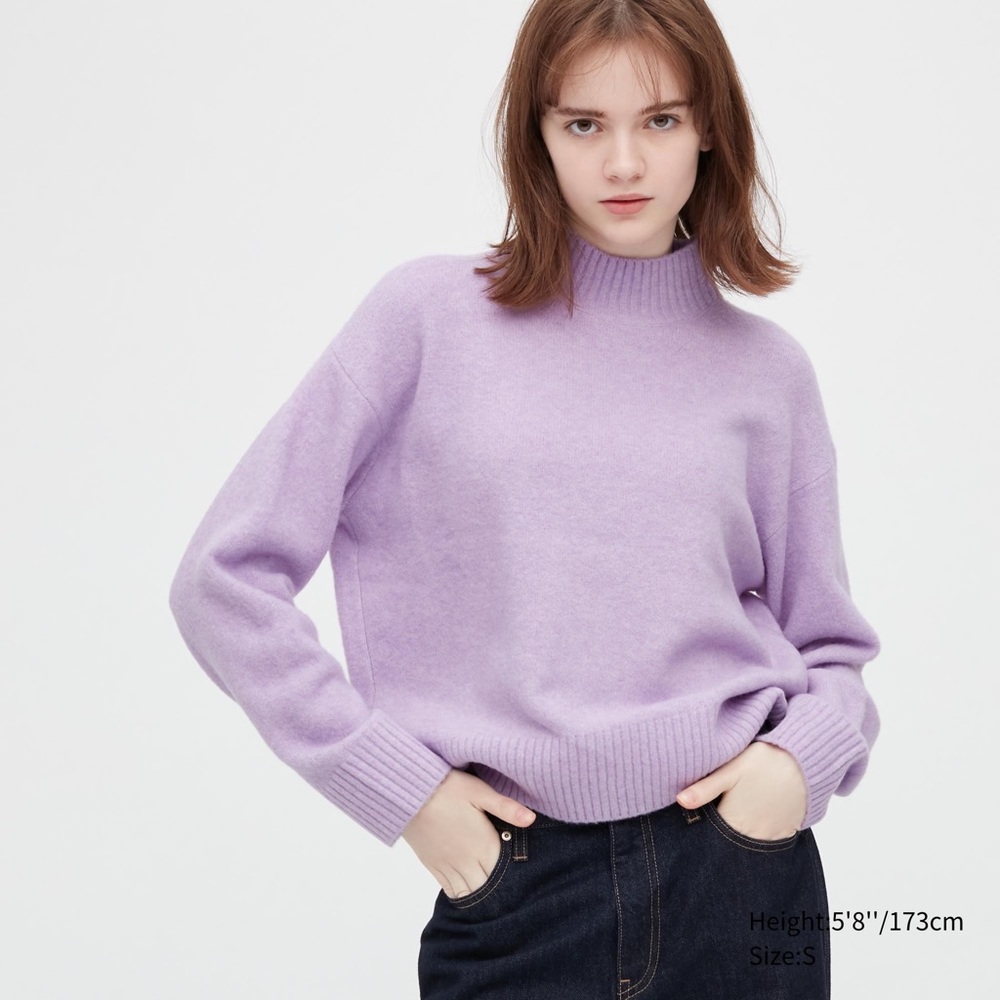Souffle Yarn High-Neck Sweater